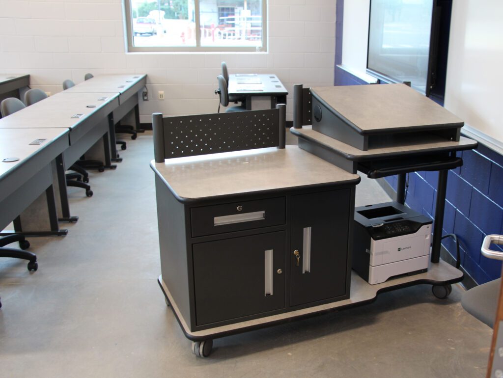 SR-400 MOBILE LECTERN PODIUM - Image 4