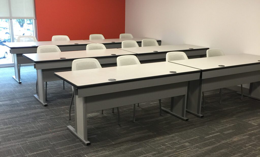 TG SERIES WORKSTATION - Image 2